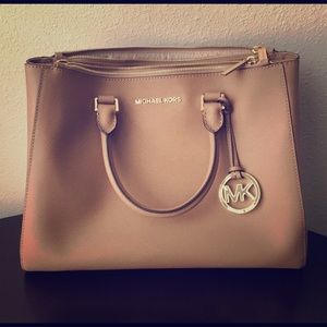 Michael Kors Leather Handbag